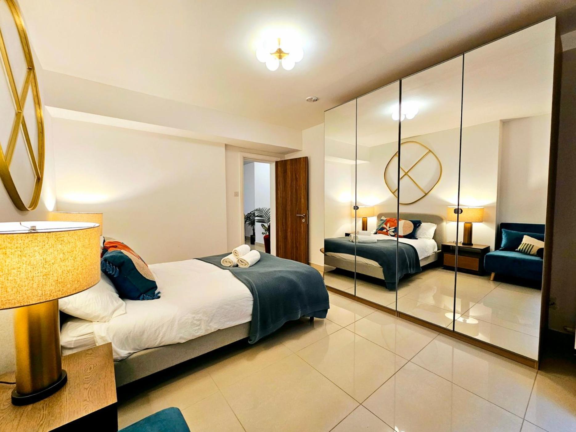 Modern Hyde Park Home With Private Entrance & Private Back Patio Near Bayswater & Paddington Stations London Exterior photo