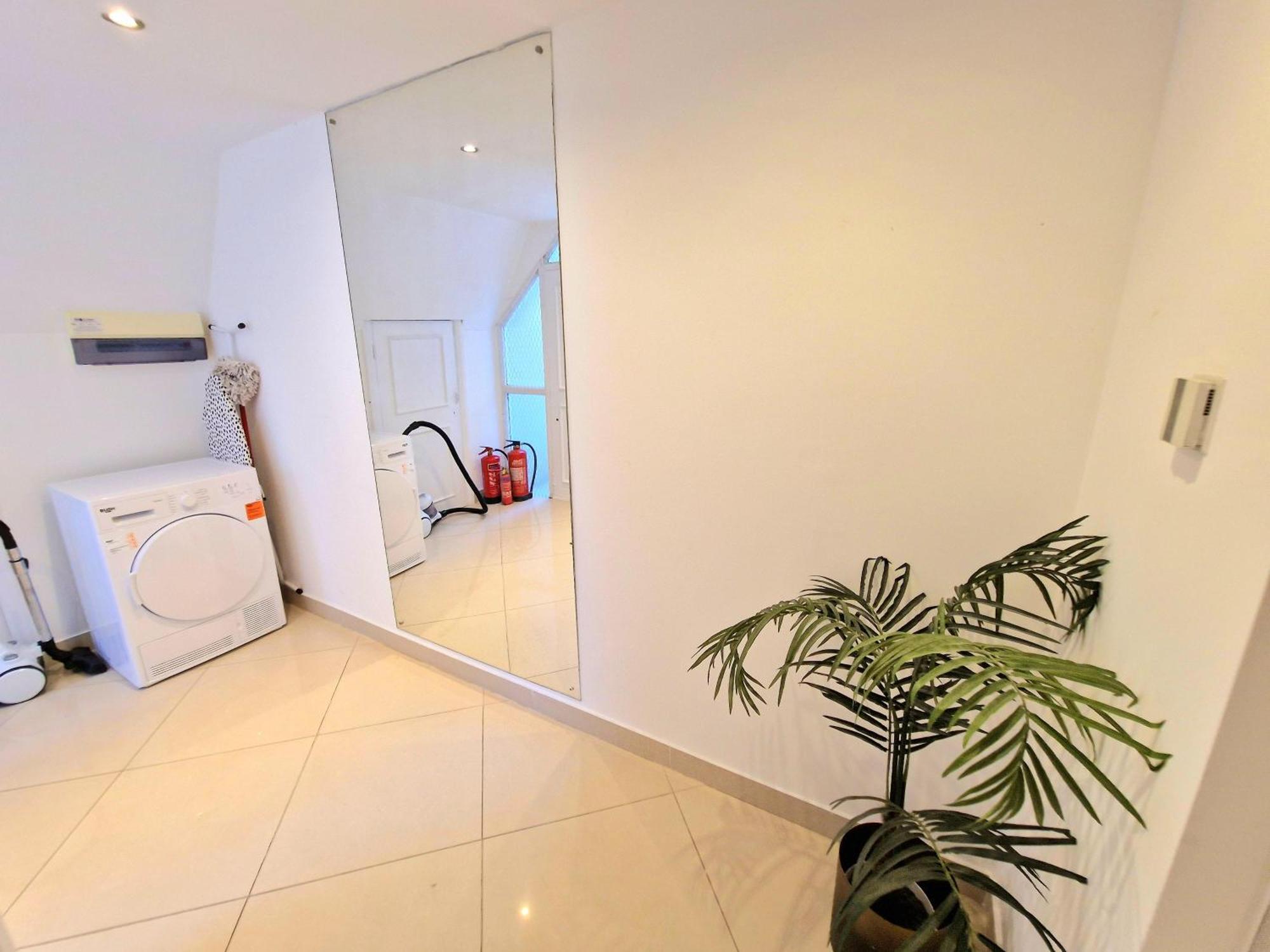 Modern Hyde Park Home With Private Entrance & Private Back Patio Near Bayswater & Paddington Stations London Exterior photo